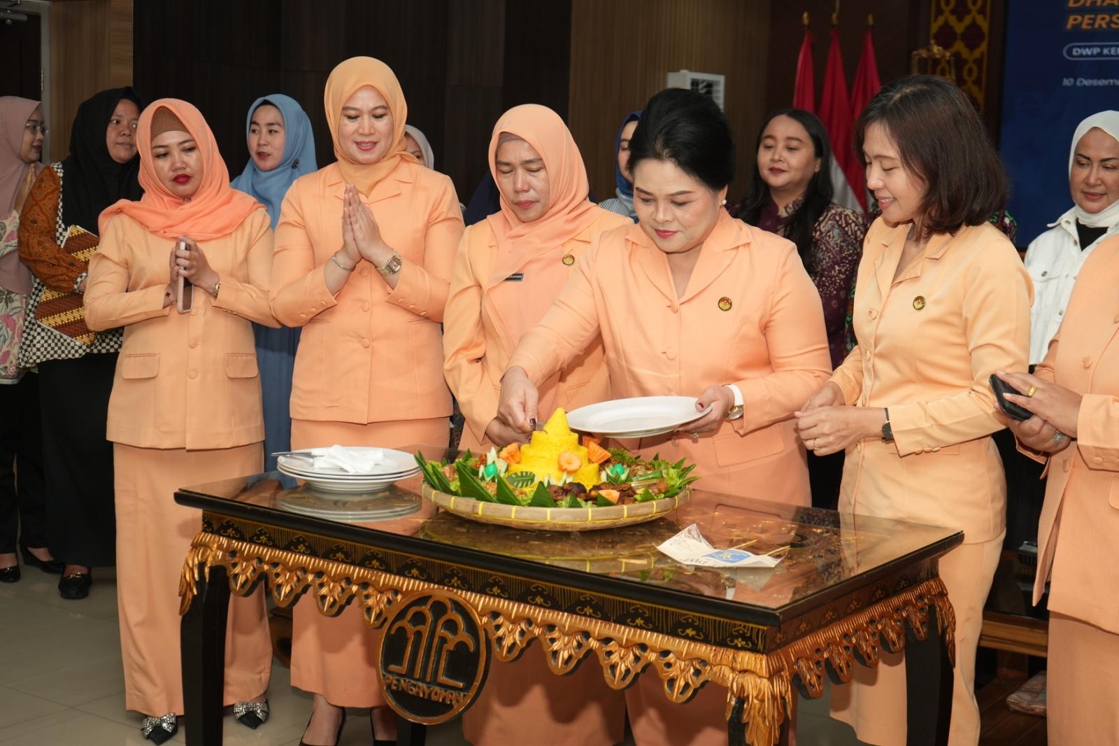 WhatsApp Image 2025 12 10 at 12.04.25 1a75395f