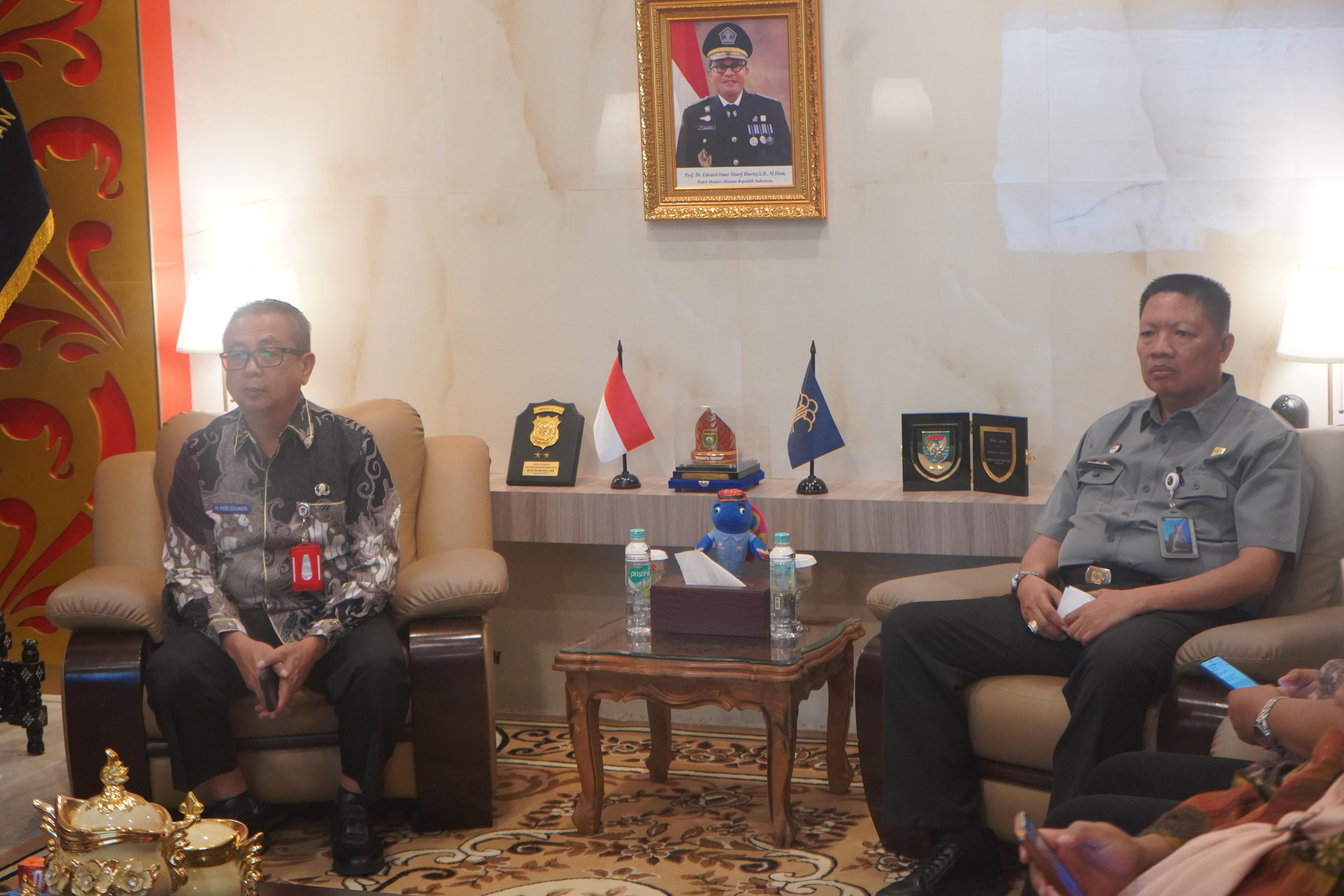 Pastikan Selaras dengan Regulasi Nasional, Kanwil Kemenkum Sumsel Harmonisasikan Produk Hukum Kota Lubuk Linggau